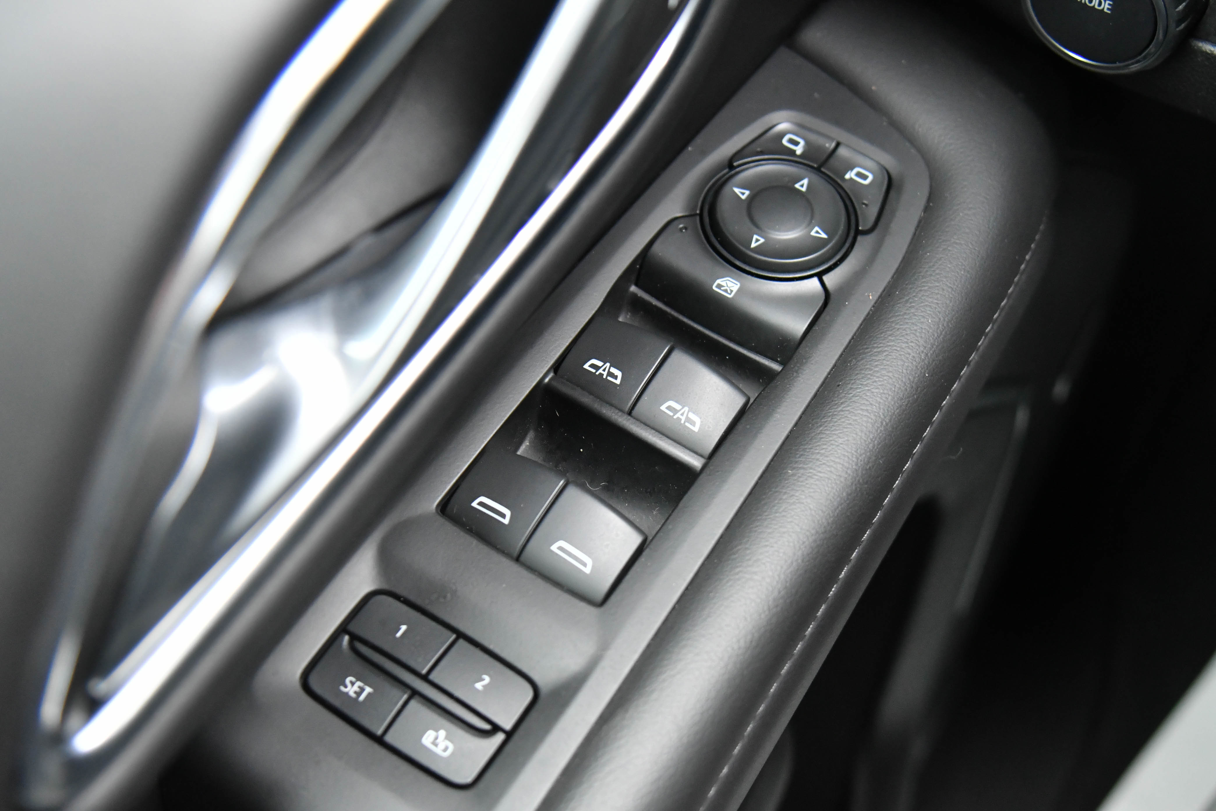 Used 2024 Chevrolet Tahoe LT image 35