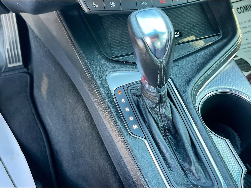 Used 2023 Cadillac CT4 Sport RWD image 17