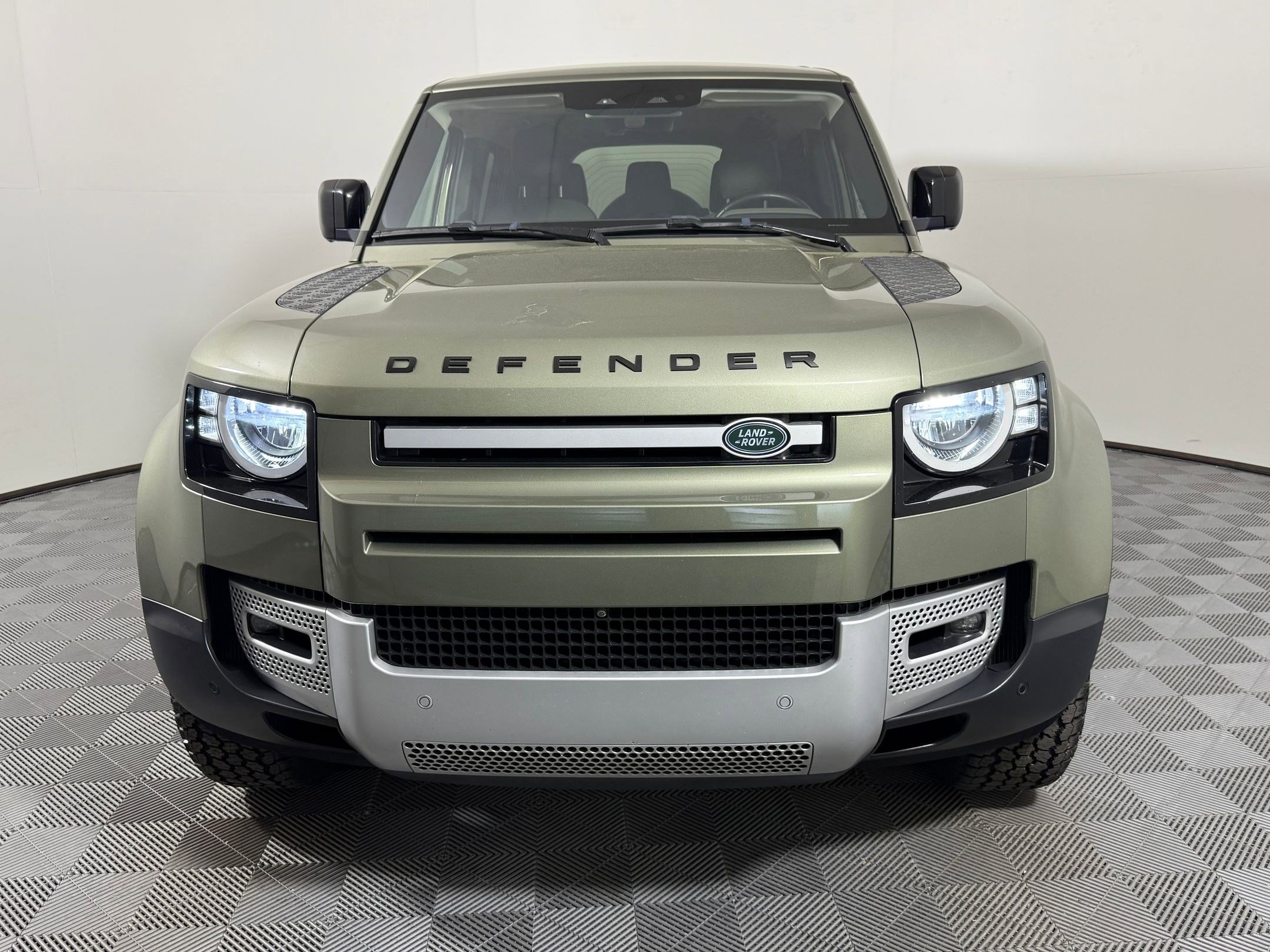 Used 2020 Land Rover Defender 110 S image 6