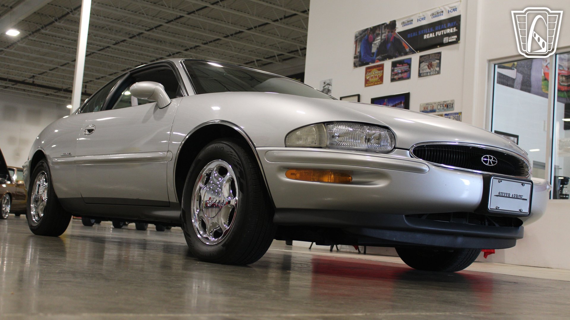 Used 1999 Buick Riviera Supercharged Coupe FWD image 35