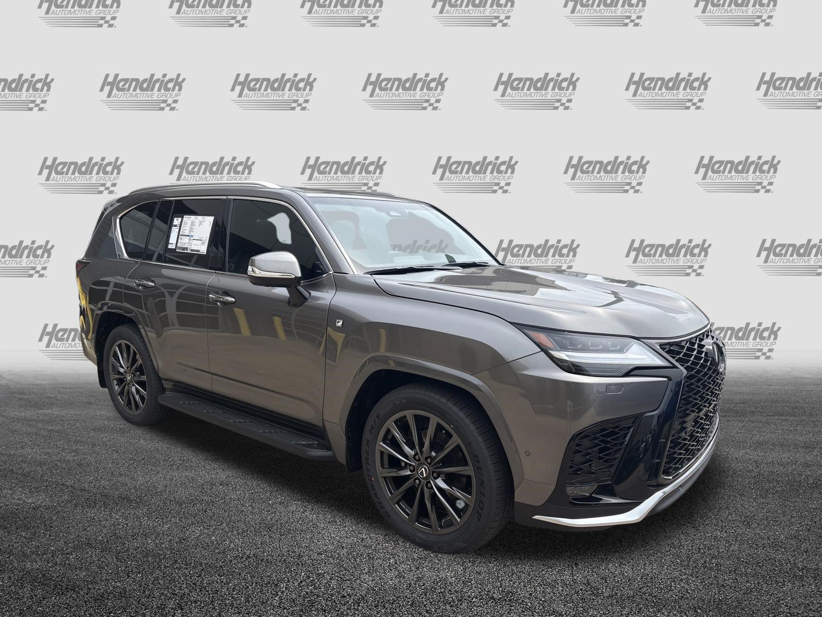 New 2026 Lexus LX 700h F Sport AWD/4WD image 2