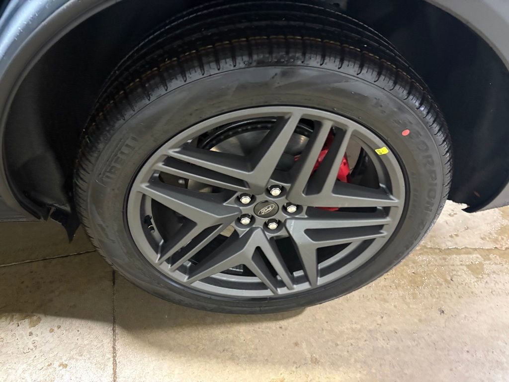 New 2026 Ford Explorer ST w/ Sun And Sound Package image 30