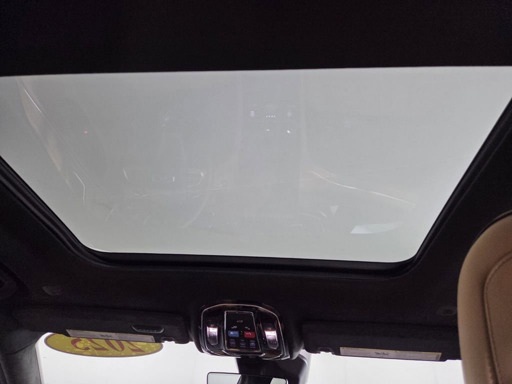 Certified 2025 Jeep Grand Cherokee L Summit AWD/4WD image 32