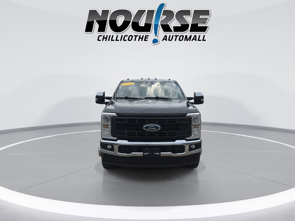 Used 2025 Ford F350 XL w/ XL Driver Assist Package AWD/4WD image 3