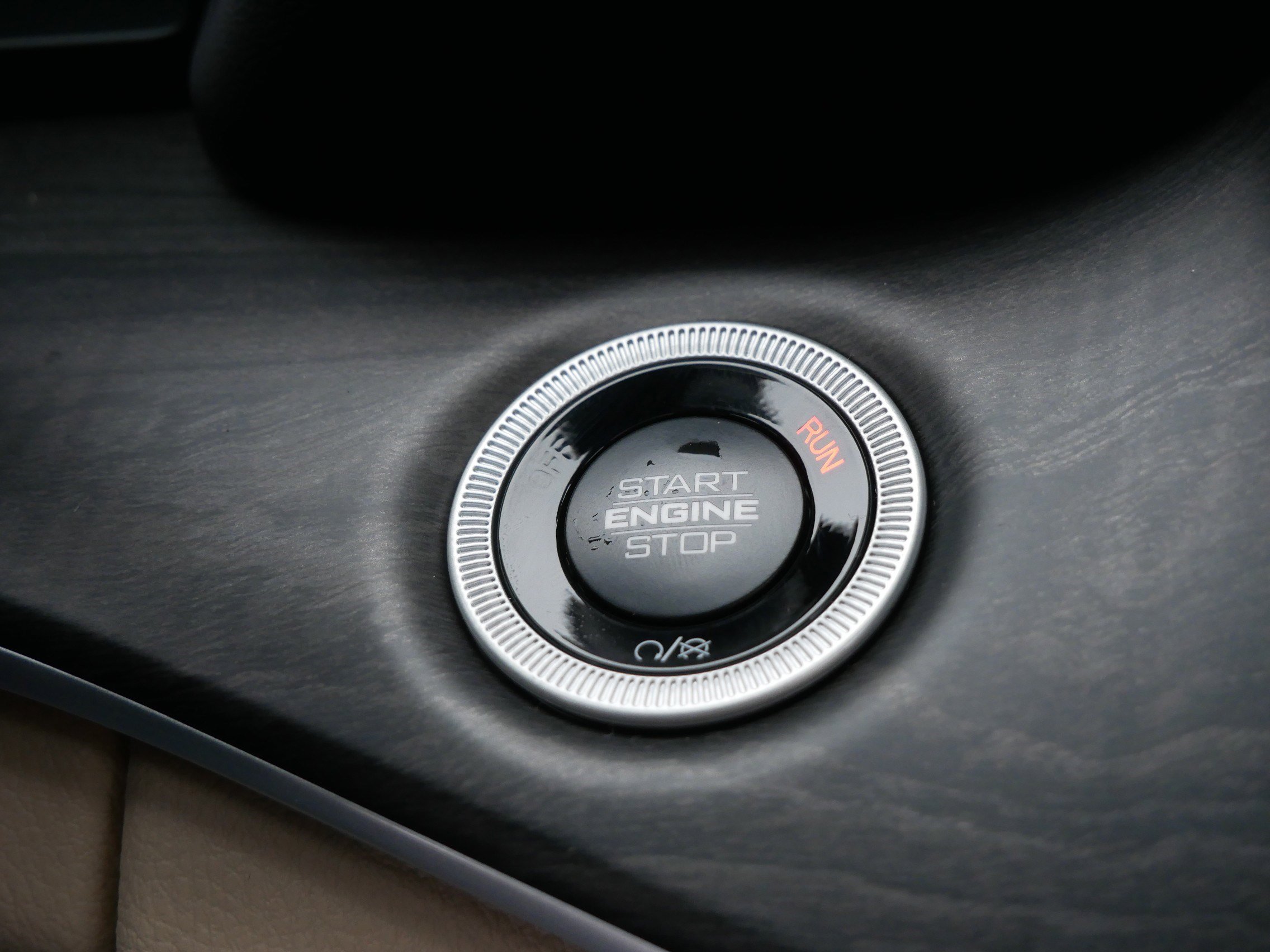 New 2025 Jeep Grand Cherokee Limited w/ Luxury Tech Group II image 11