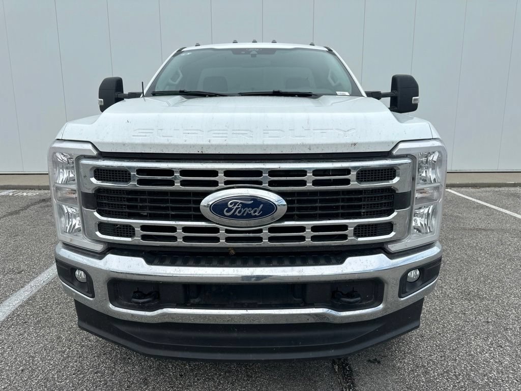 Used 2025 Ford F250 XLT w/ FX4 Off-Road Package AWD/4WD image 11