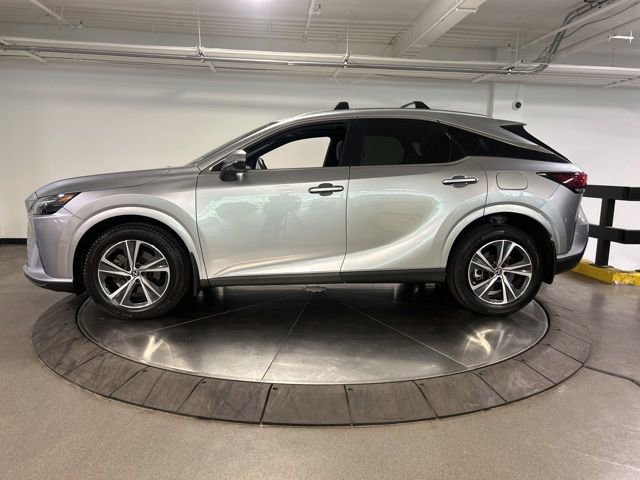 Used 2023 Lexus RX 350 Premium w/ Accessory Package (Z1) AWD/4WD image 4