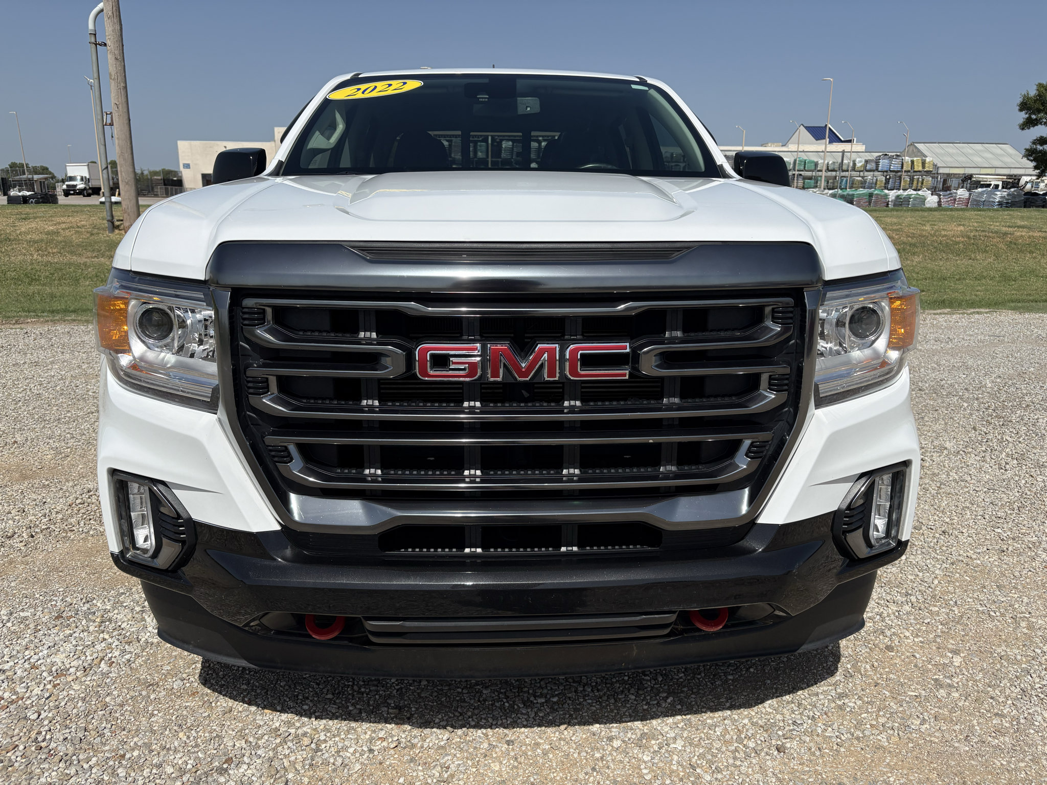 Used 2022 GMC Canyon AT4 w/ Driver Alert Package AWD/4WD image 2