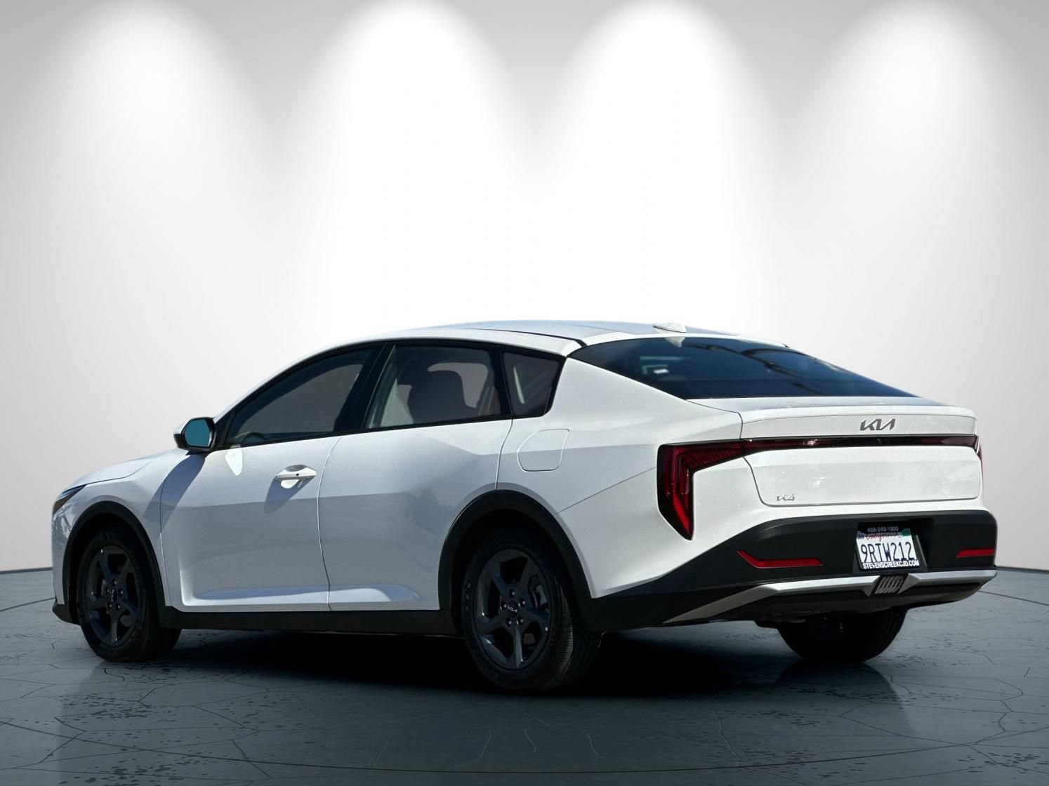 Used 2025 Kia K4 FWD image 6