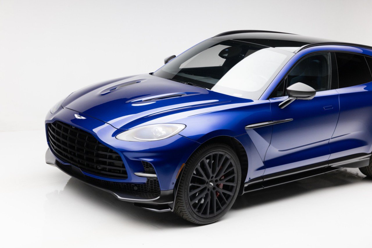 Used 2023 Aston Martin DBX 707 AWD/4WD image 25