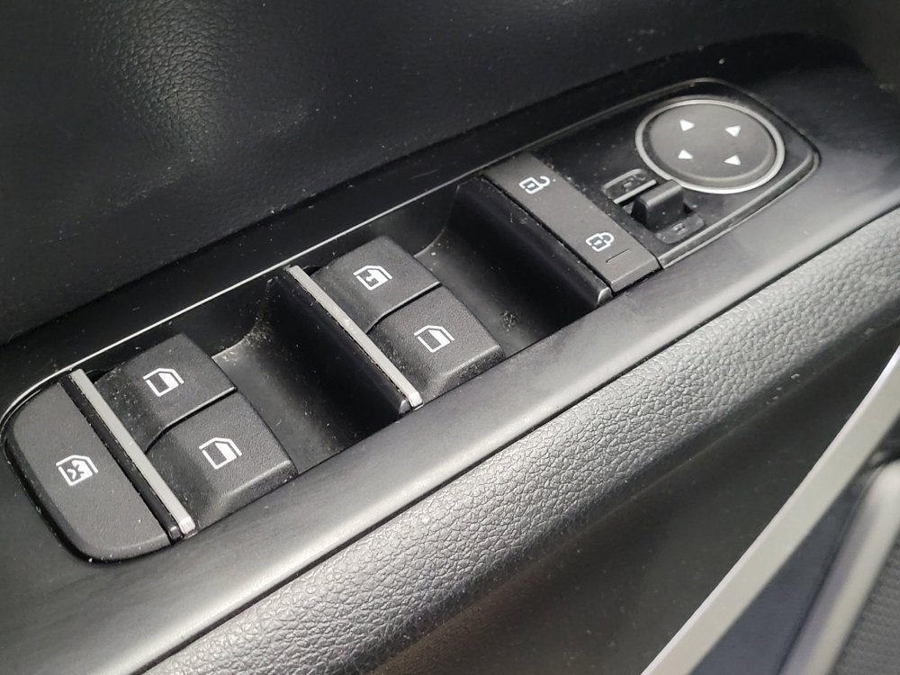 Used 2023 Kia Soul LX image 27