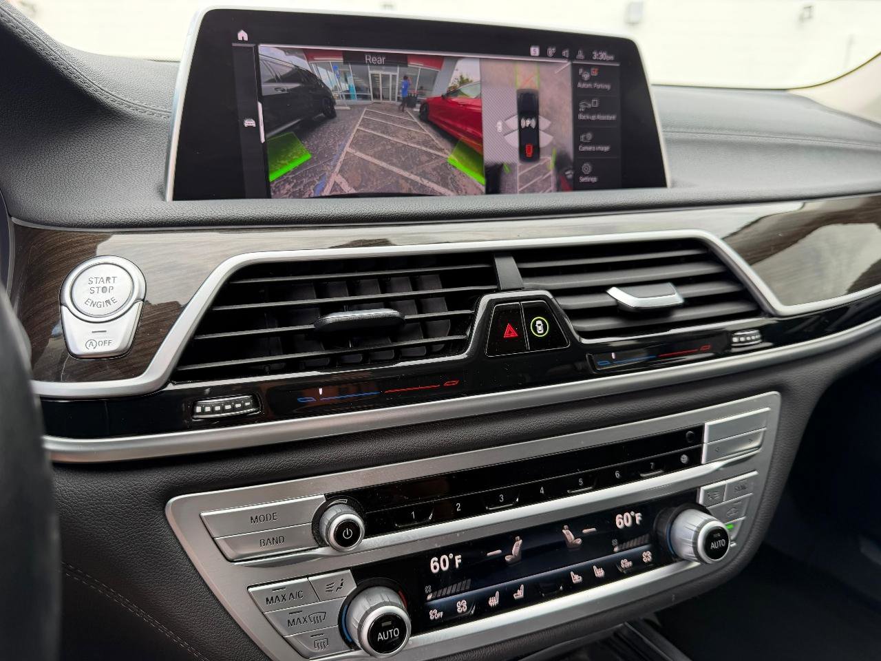 Used 2021 BMW 740i image 15