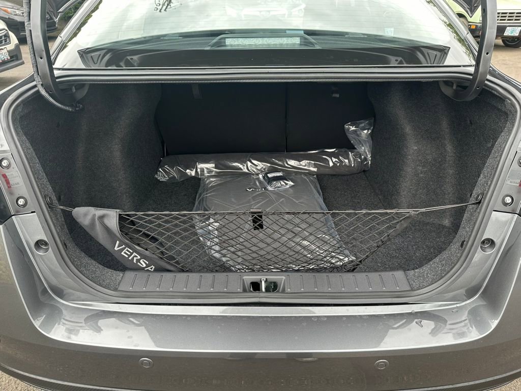 New 2025 Nissan Versa SV w/ Trunk Package image 28
