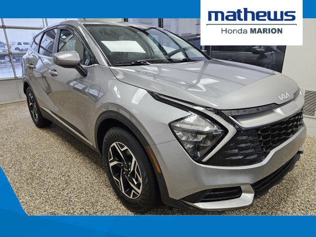 Used 2023 Kia Sportage LX image 1