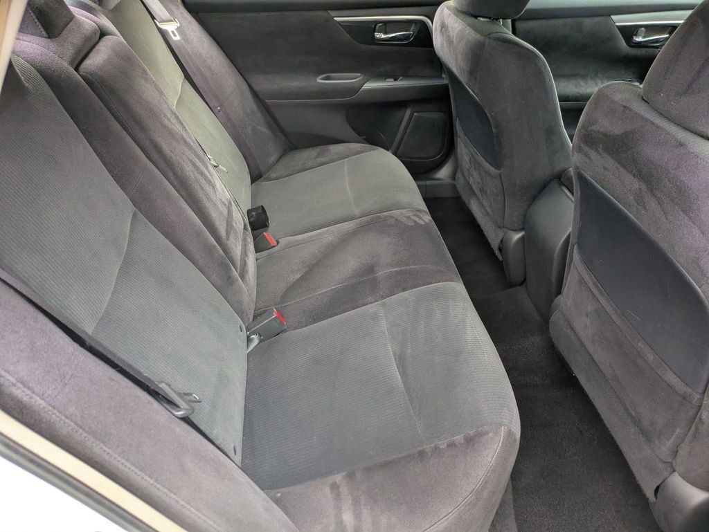 Used 2013 Nissan Altima 2.5 S FWD image 22