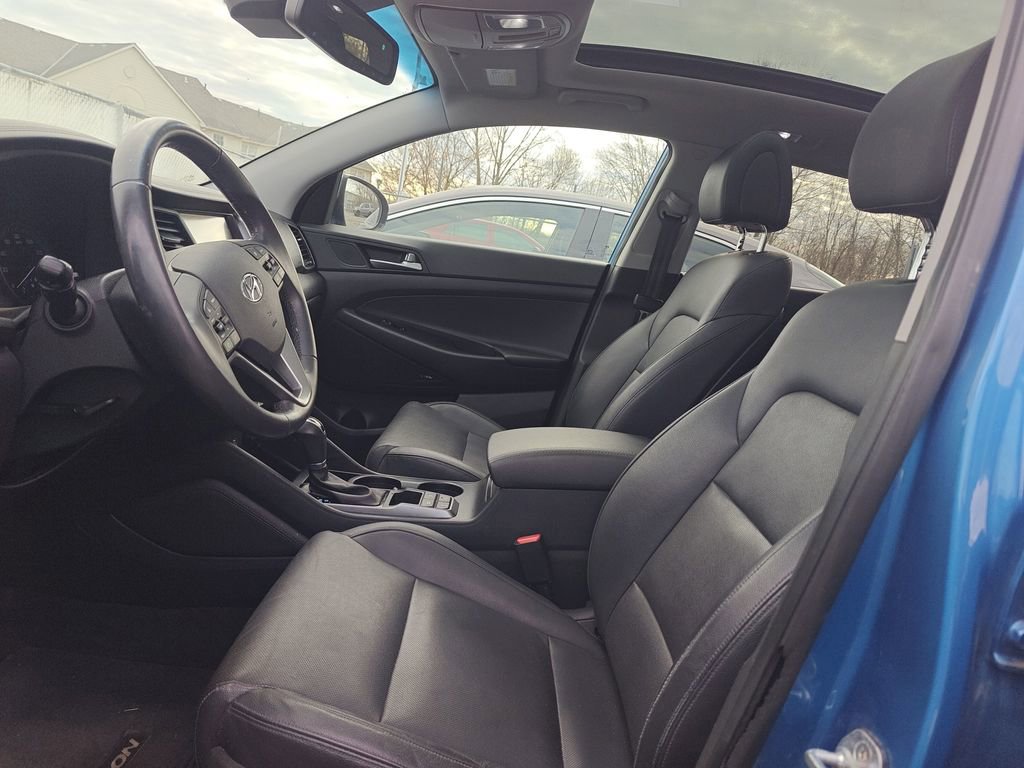 Used 2017 Hyundai Tucson Limited w/ Limited Ultimate Package 03 image 7