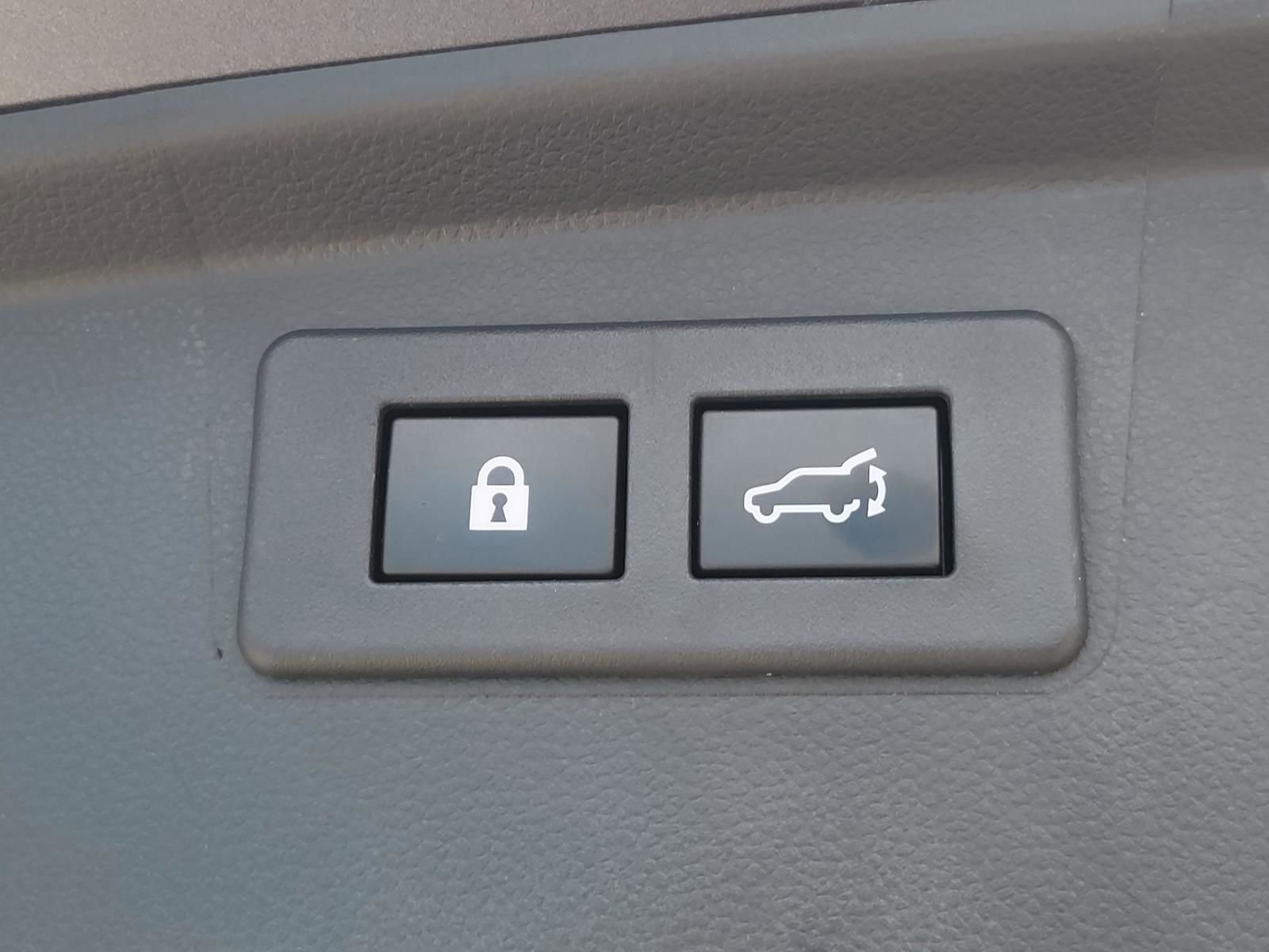 Used 2022 Subaru Outback Premium AWD/4WD image 12