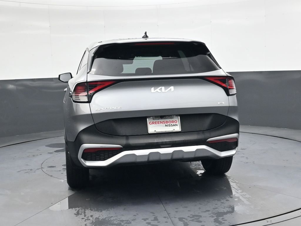 Used 2024 Kia Sportage LX image 5