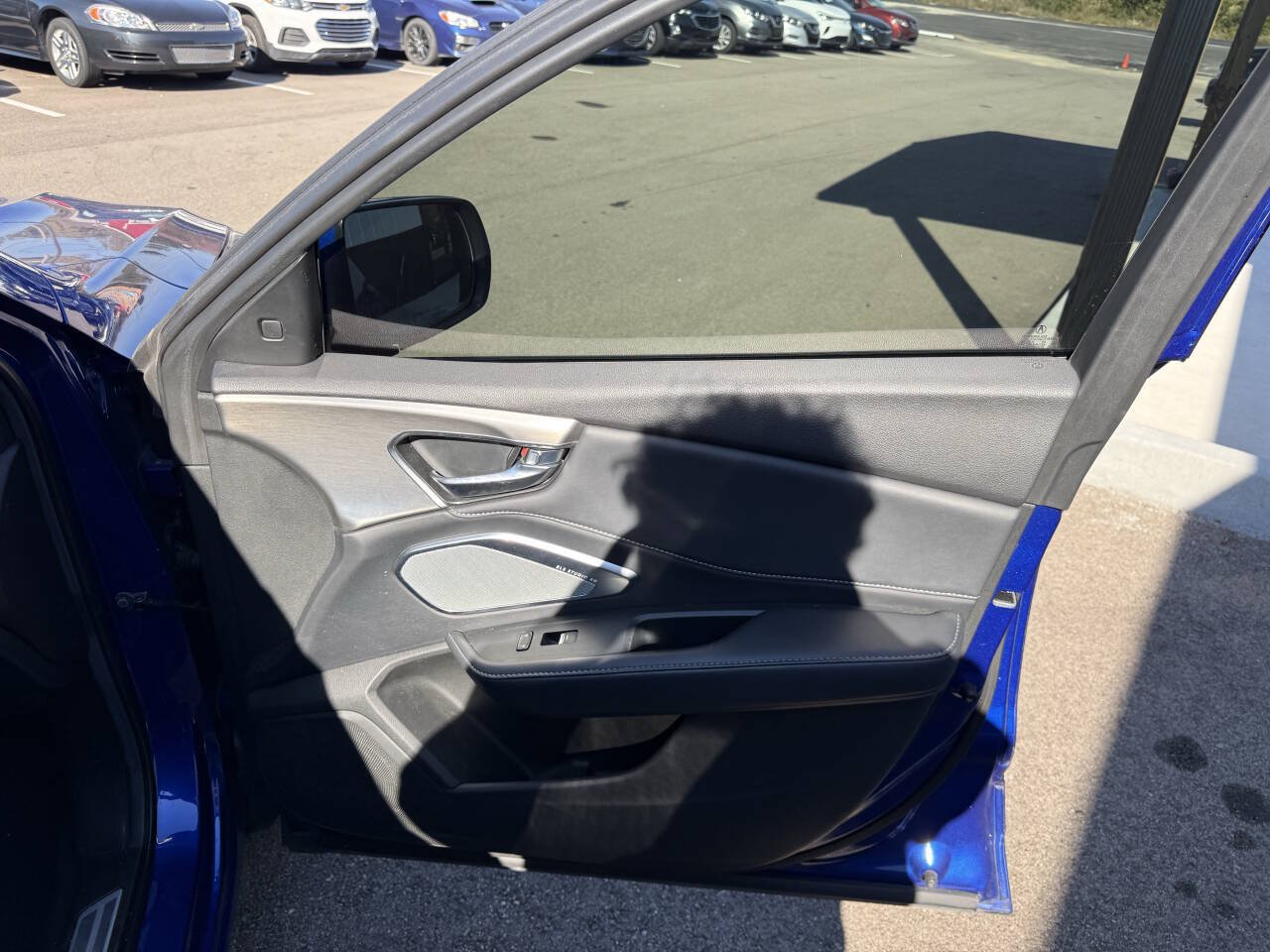 Used 2019 Acura RDX w/ Advance Package AWD/4WD image 14