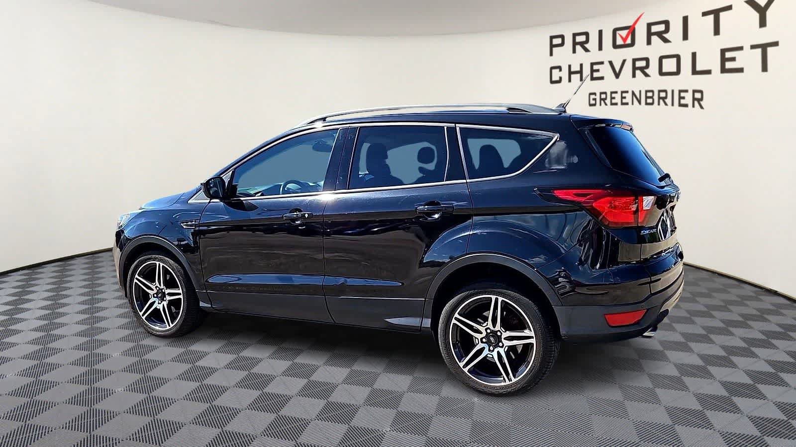 Used 2019 Ford Escape SEL FWD image 6