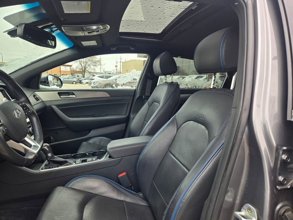 Used 2018 Hyundai Sonata Limited image 31
