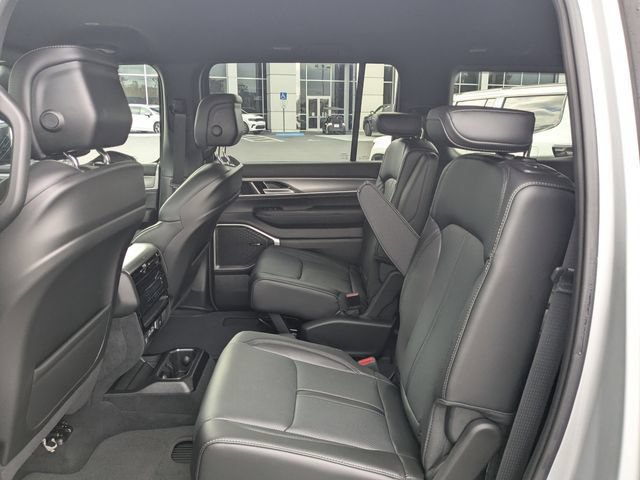 New 2026 Jeep Grand Wagoneer 4WD image 15