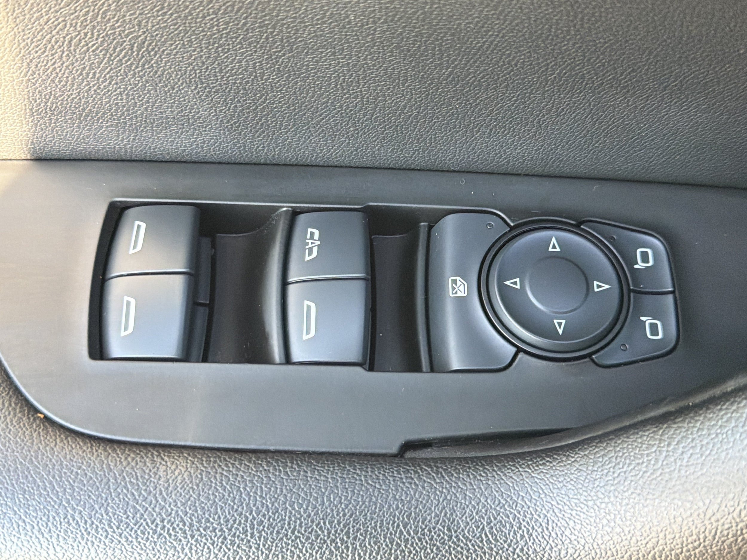 Used 2023 Chevrolet Blazer RS w/ Driver Confidence II Package FWD image 22