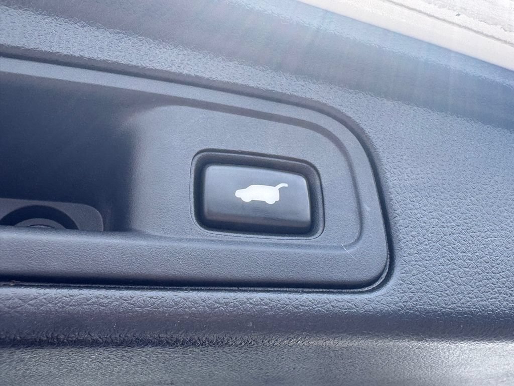 Used 2019 Honda Pilot Touring image 20