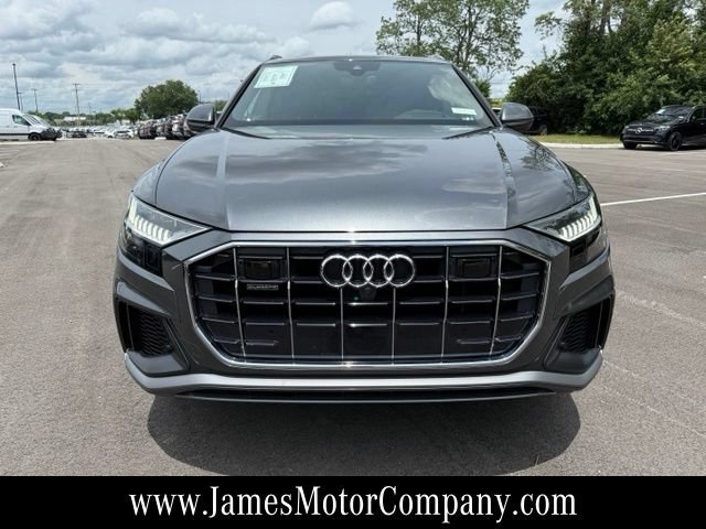 Used 2020 Audi Q8 Prestige w/ Prestige Package AWD/4WD image 2