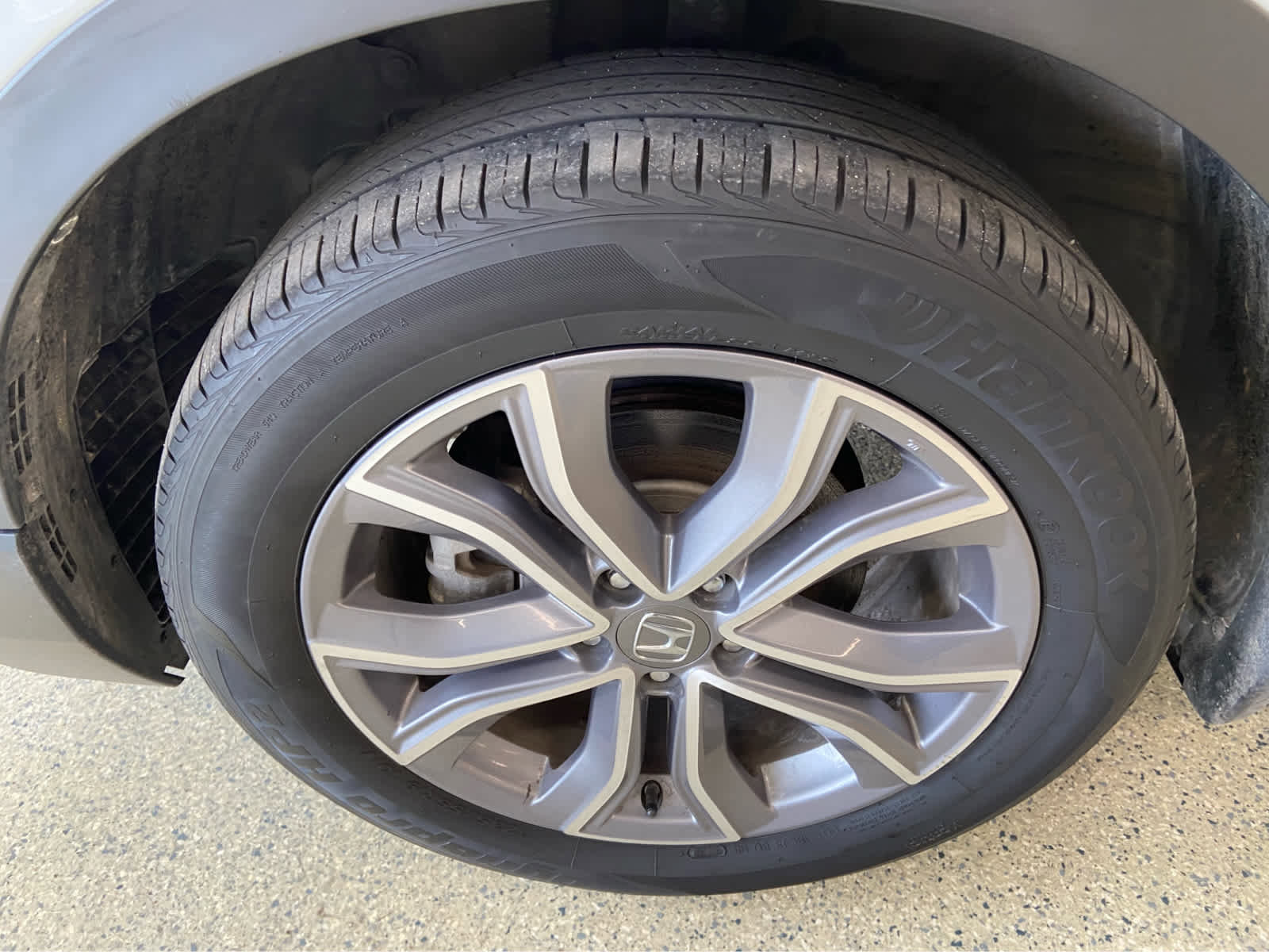 Used 2020 Honda CR-V Touring image 12