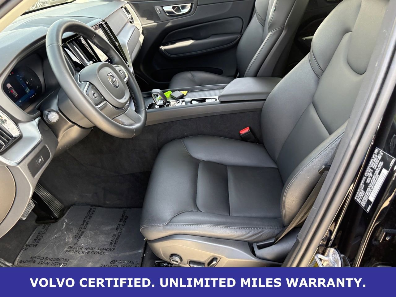 Certified 2025 Volvo XC60 B5 Core image 27