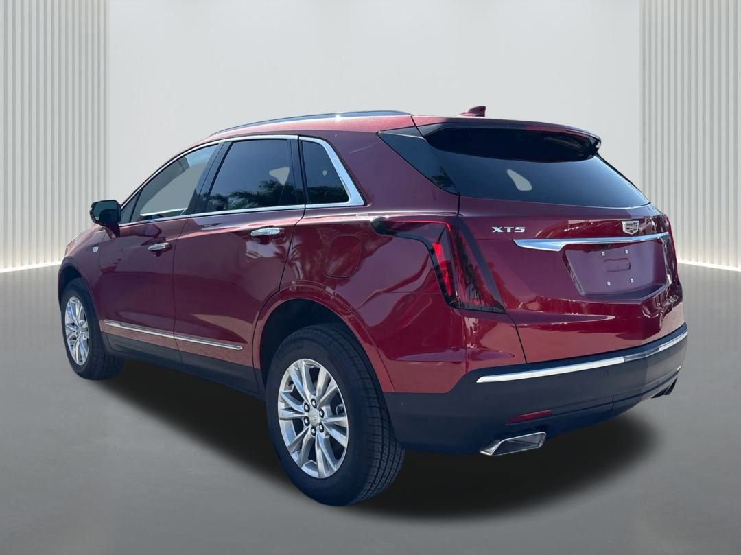 New 2025 Cadillac XT5 Luxury image 7