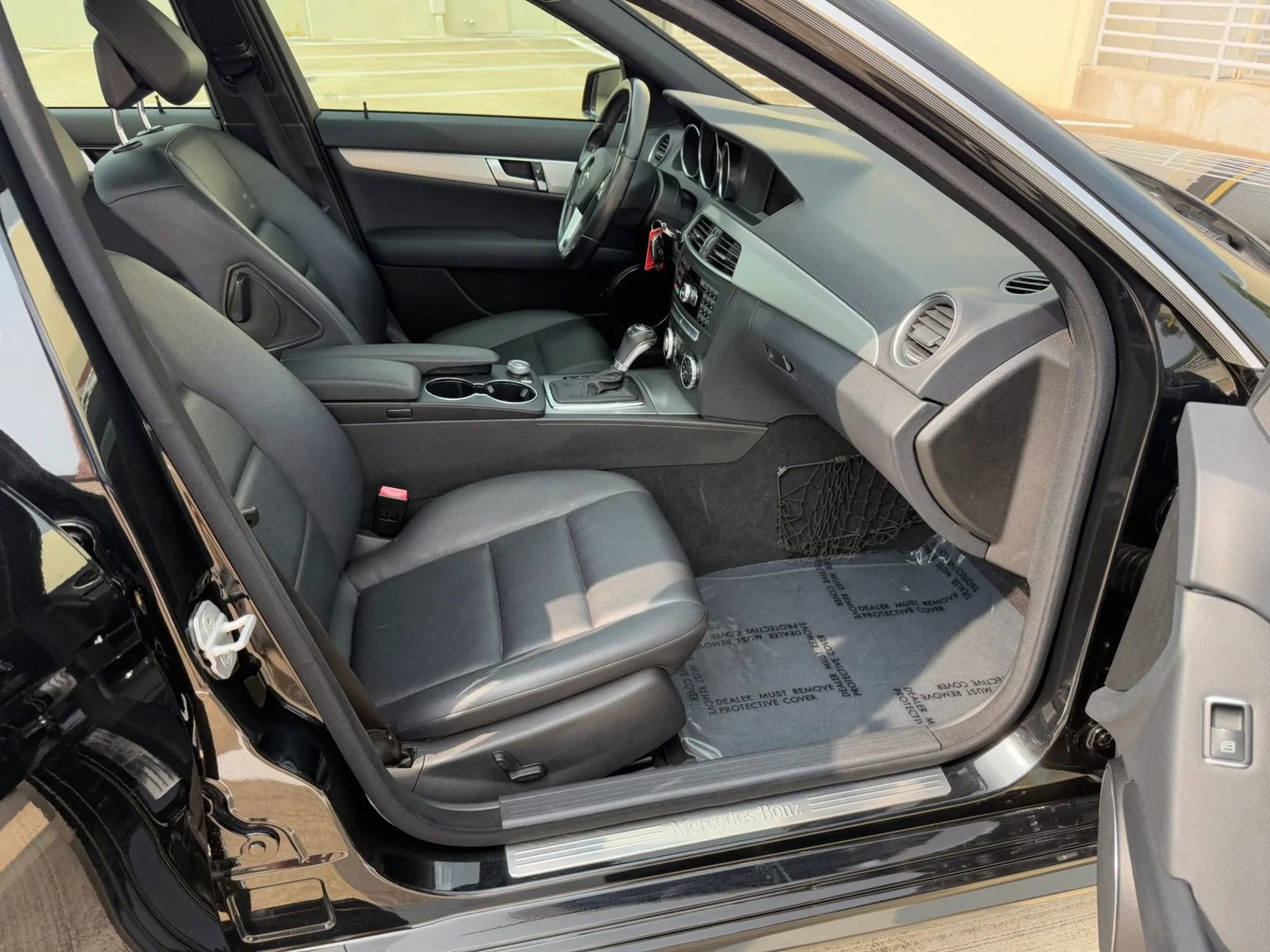 Used 2013 Mercedes-Benz C 250 Sedan image 16