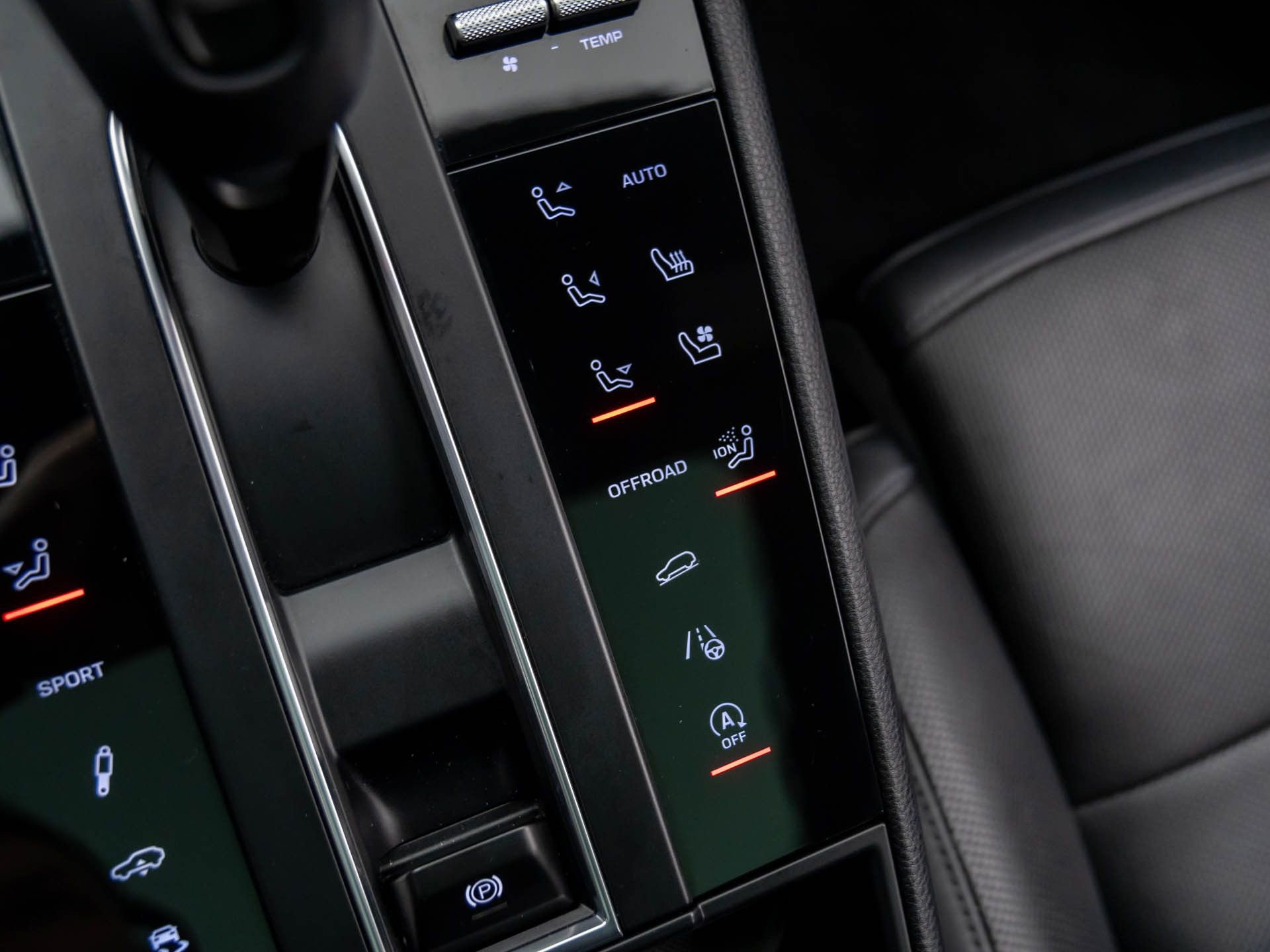 Certified 2022 Porsche Macan S image 21