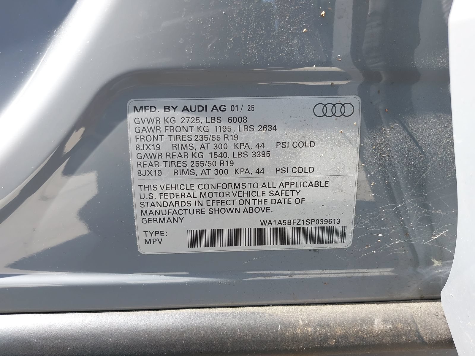Used 2025 Audi Q4 e-tron Premium w/ Convenience Package RWD image 11