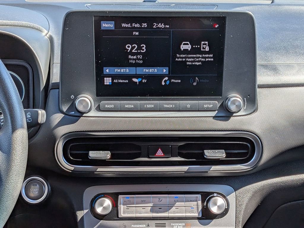 Certified 2023 Hyundai Kona SE w/ Cargo Package image 23