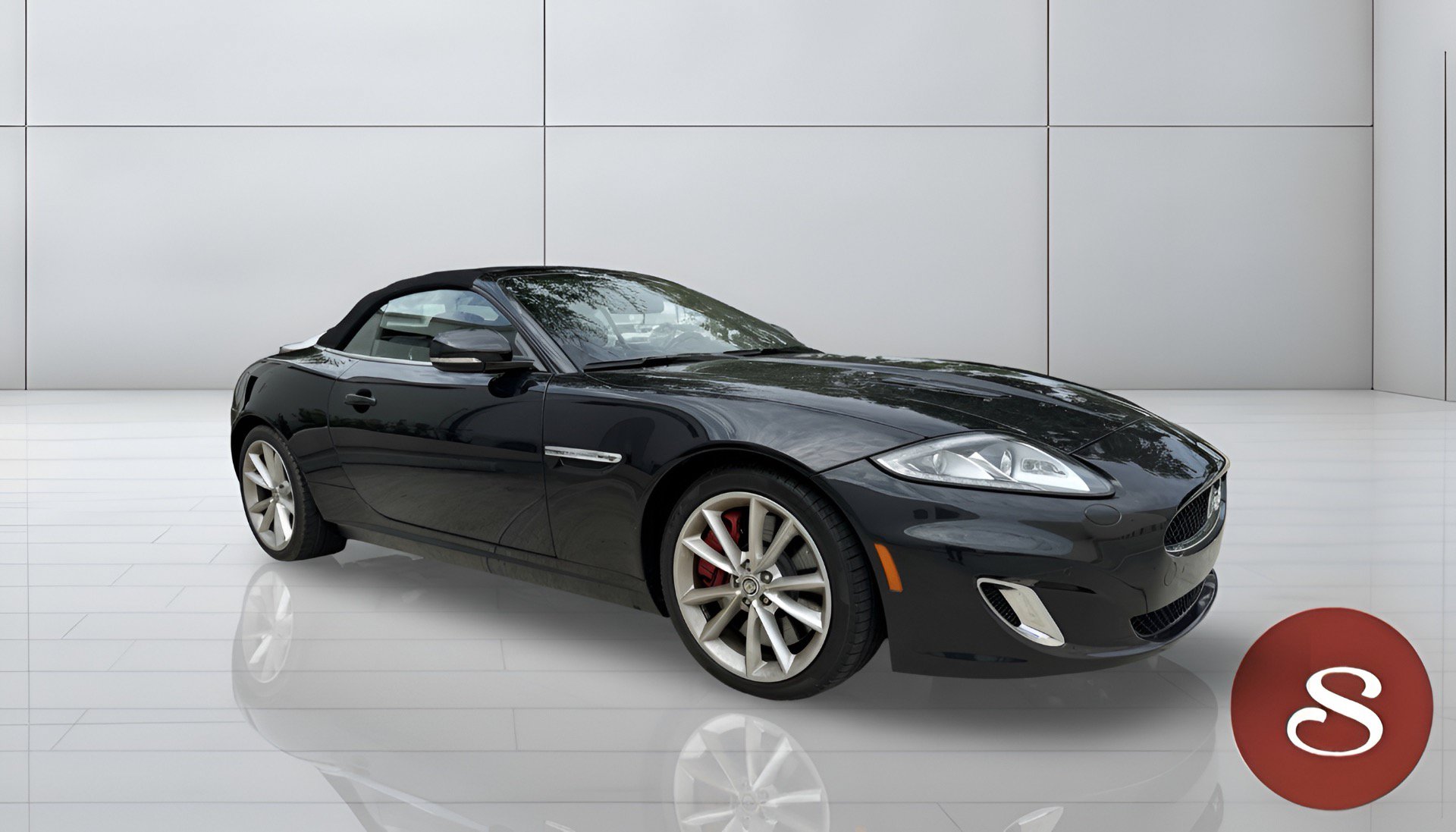 Used 2012 Jaguar XKR R RWD image 10