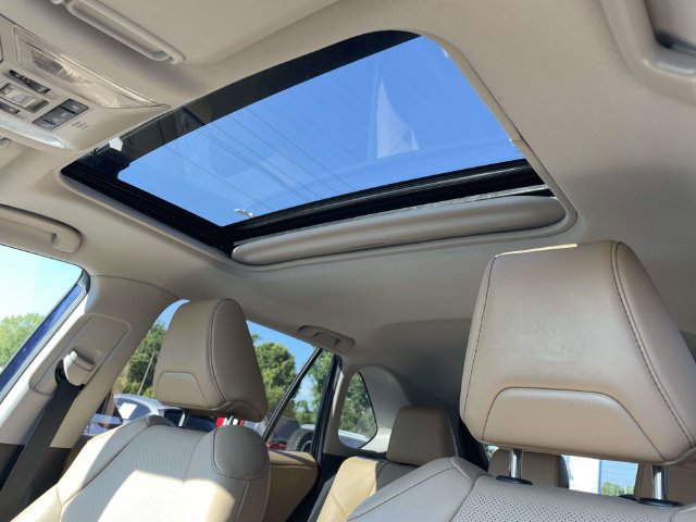 Used 2021 Toyota RAV4 Limited w/ Limited Grade Weather Package FWD image 18