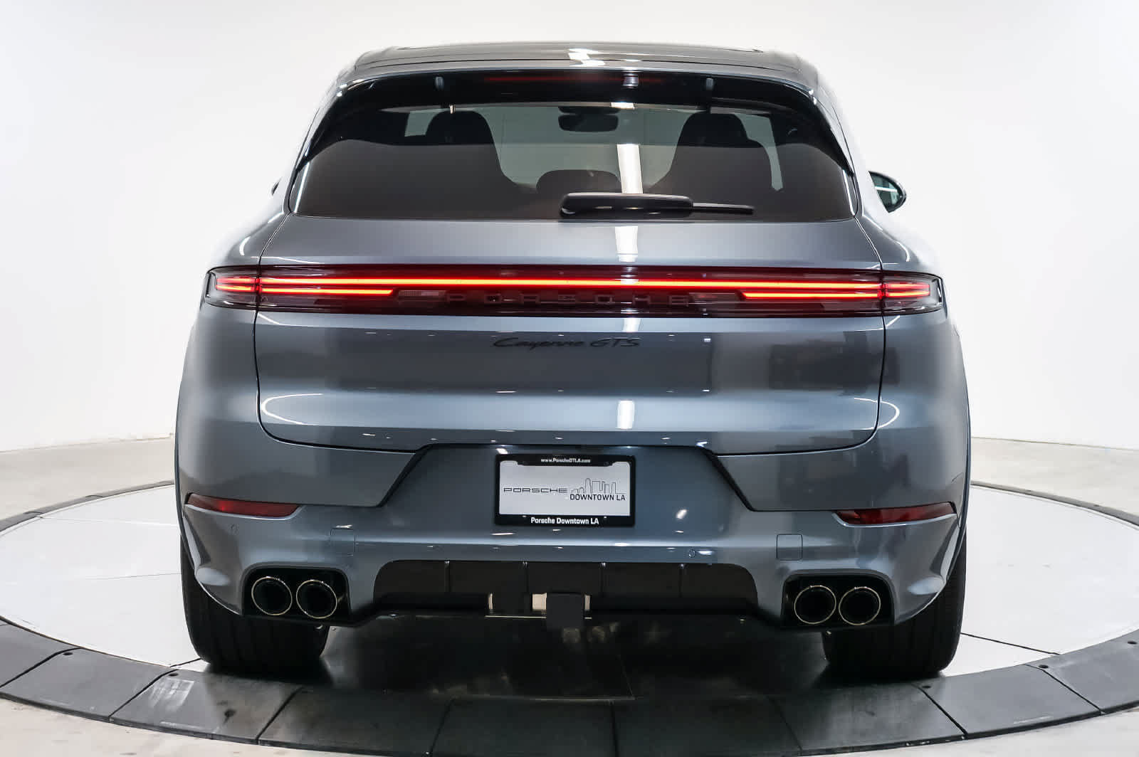 New 2026 Porsche Cayenne GTS AWD/4WD image 10