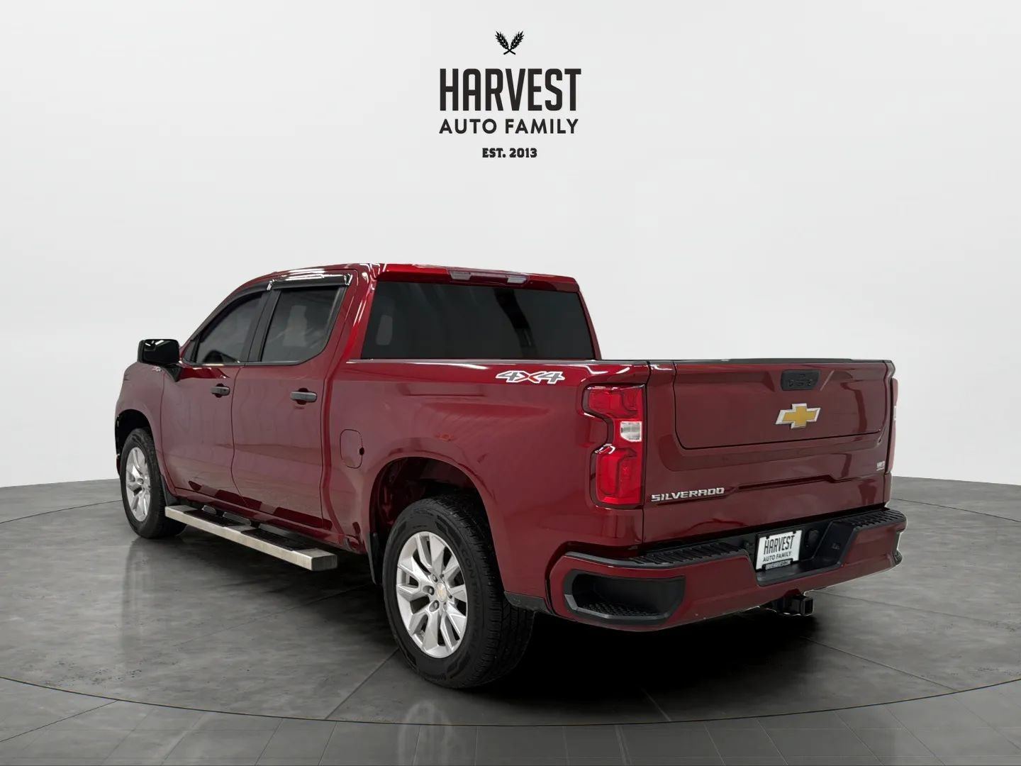 Used 2022 Chevrolet Silverado 1500 Custom w/ Safety Confidence Package AWD/4WD image 4