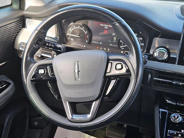 Used 2021 Lincoln Corsair Standard image 11