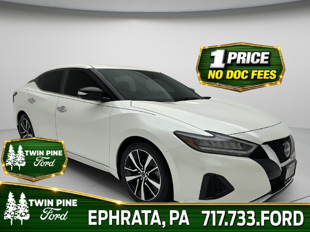 Used 2023 Nissan Maxima SV w/ Floor Mat Group FWD image 1
