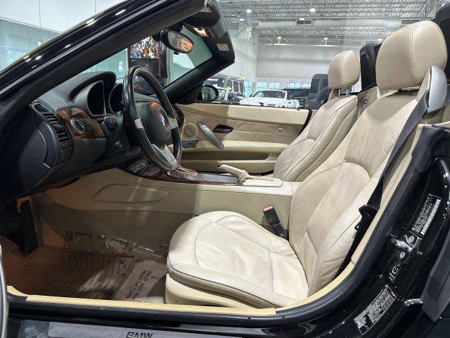 Used 2003 BMW Z4 2.5i RWD image 45