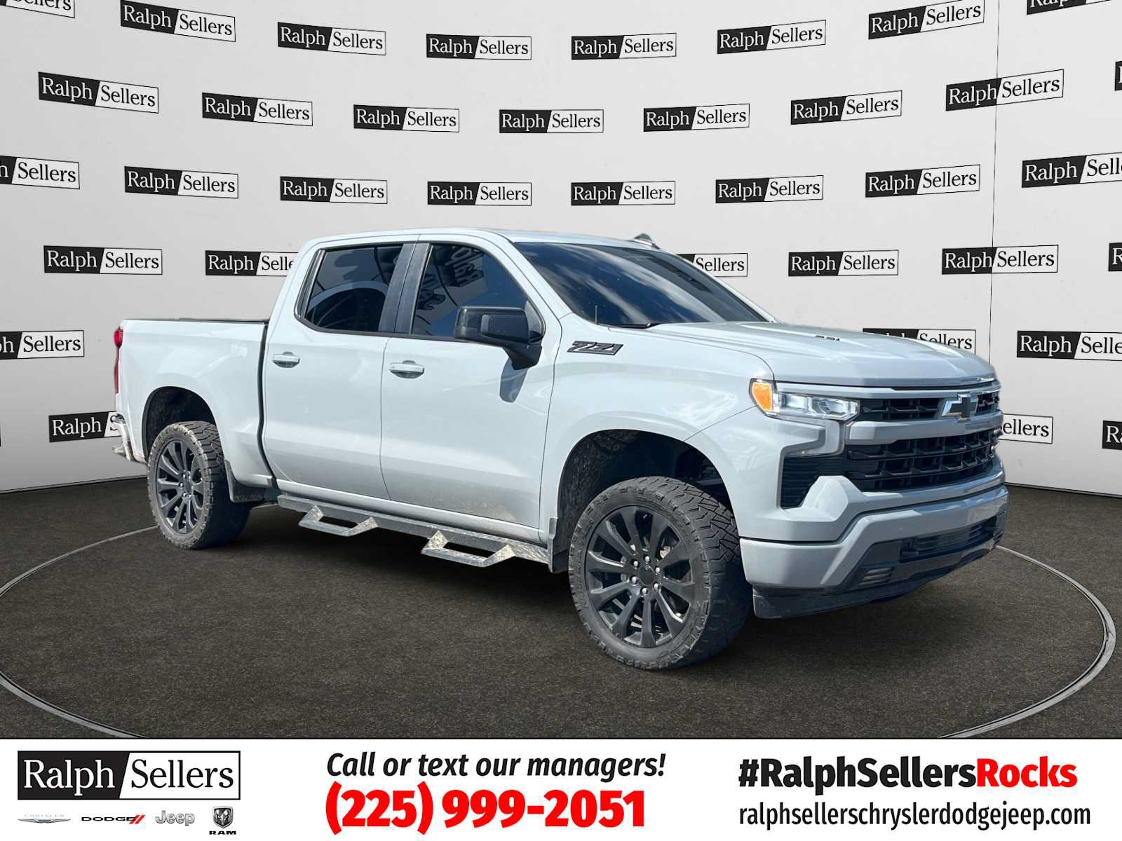 Used 2024 Chevrolet Silverado 1500 RST w/ Convenience Package II AWD/4WD image 1
