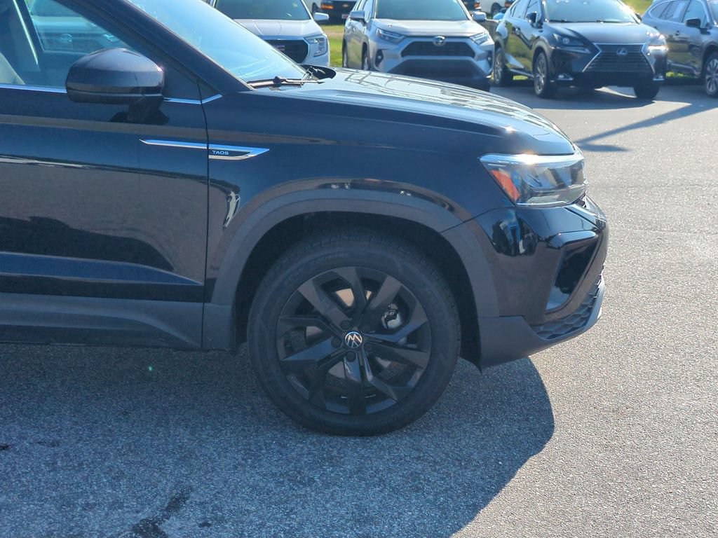 Used 2022 Volkswagen Taos SE AWD/4WD image 9