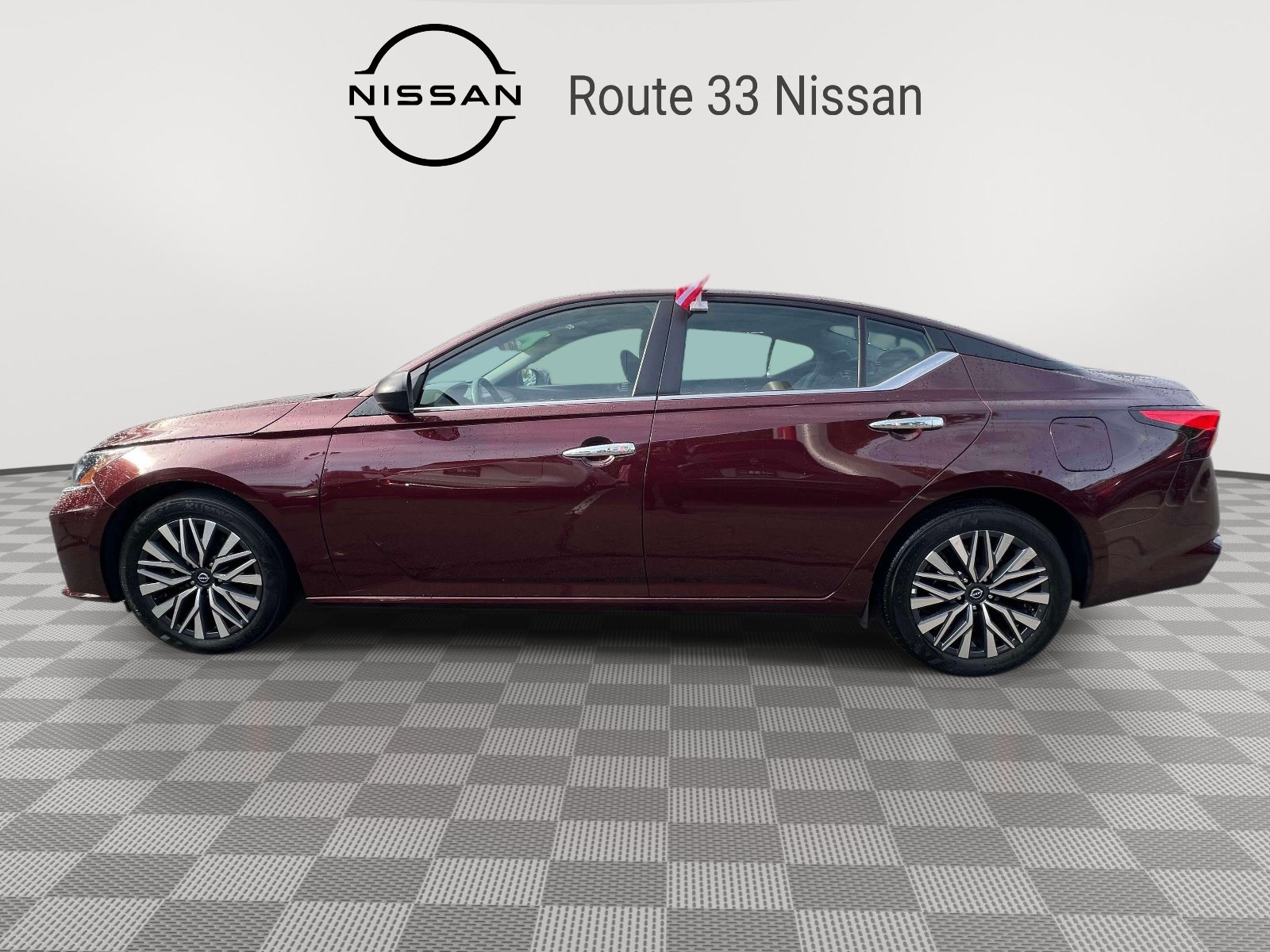 Used 2025 Nissan Altima 2.5 SV FWD image 5