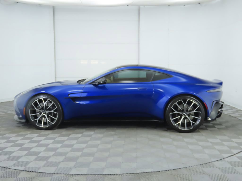 Used 2025 Aston Martin V8 Vantage Coupe image 8