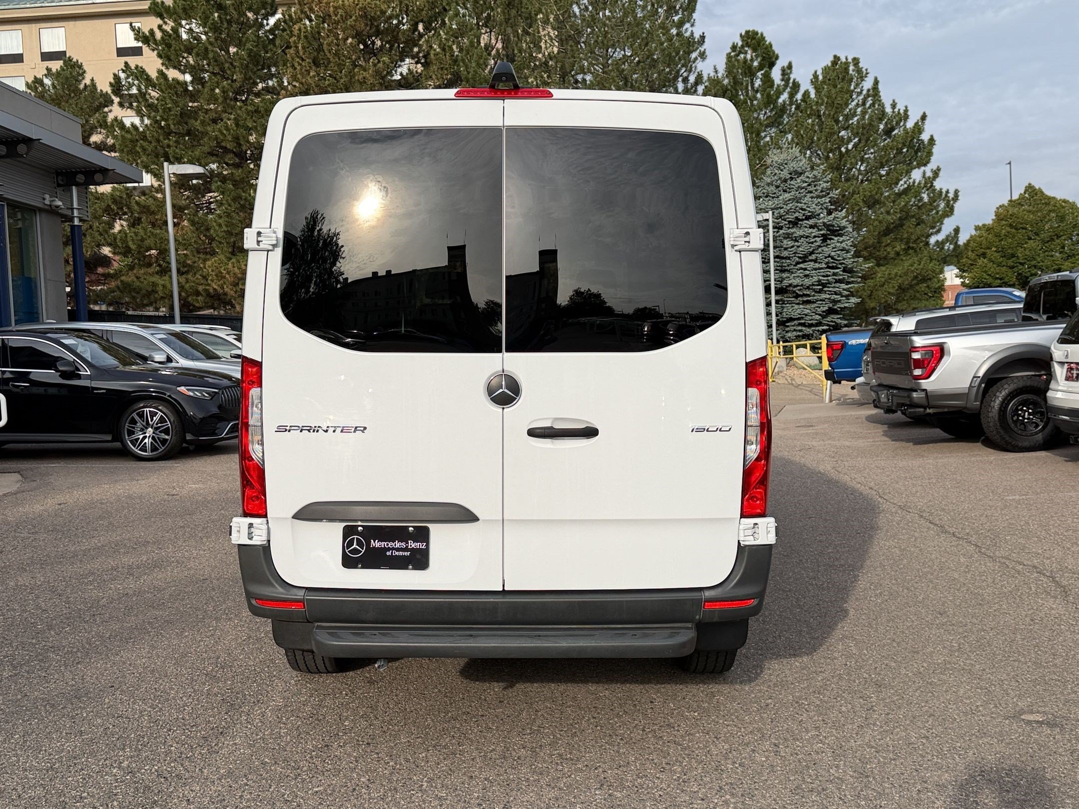 Used 2021 Mercedes-Benz Sprinter 1500 image 10