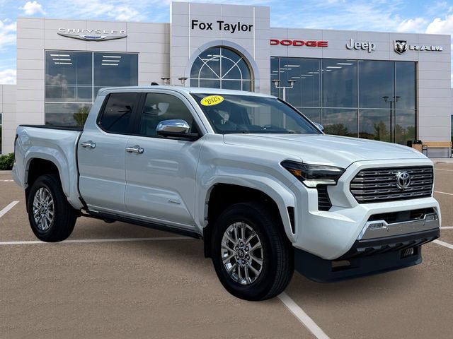 Used 2025 Toyota Tacoma Limited AWD/4WD image 3