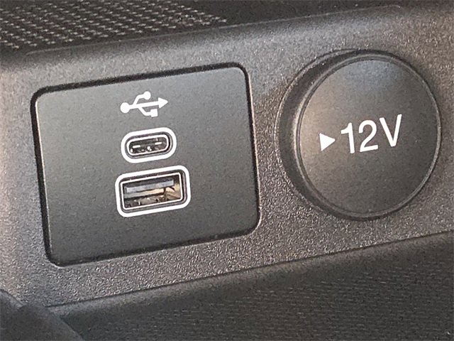 Used 2024 Ford Escape Platinum image 11